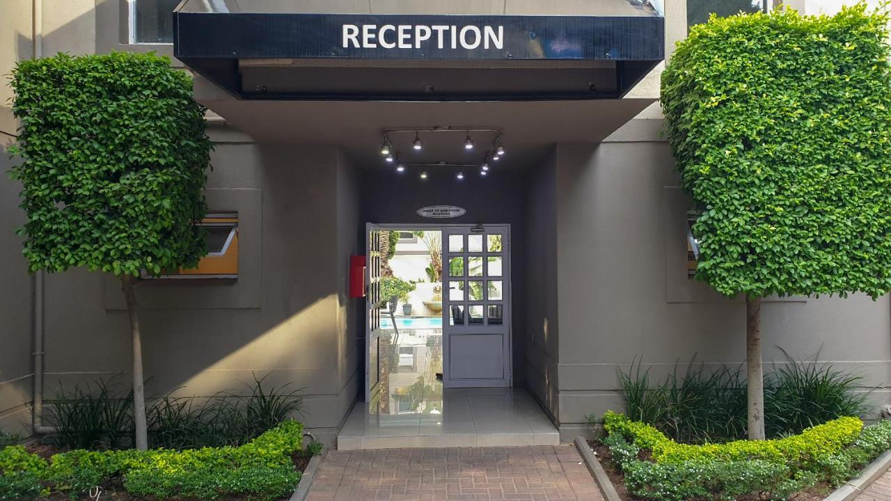 Villa Via Executive Suites With Power Back-Up Johannesburg Eksteriør billede